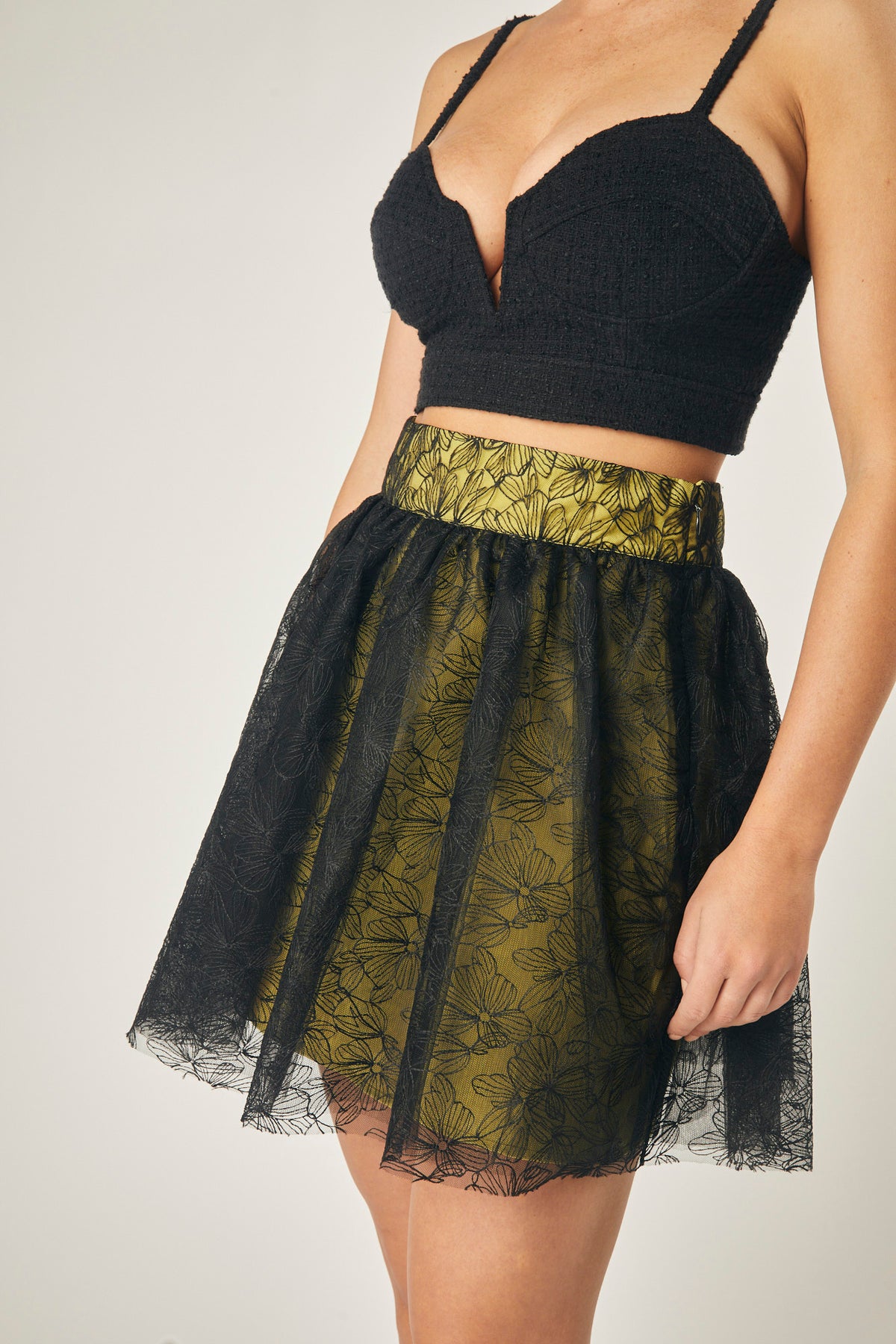 Raquel Embroidered Mesh Skirt In Palm